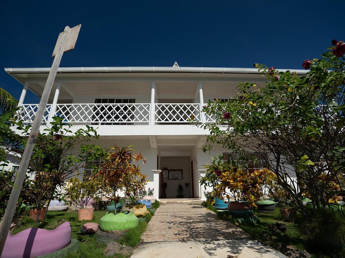 Posada Sunshine Paradise Providencia Island ภายนอก รูปภาพ